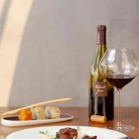 Kabaj Wine & Dine