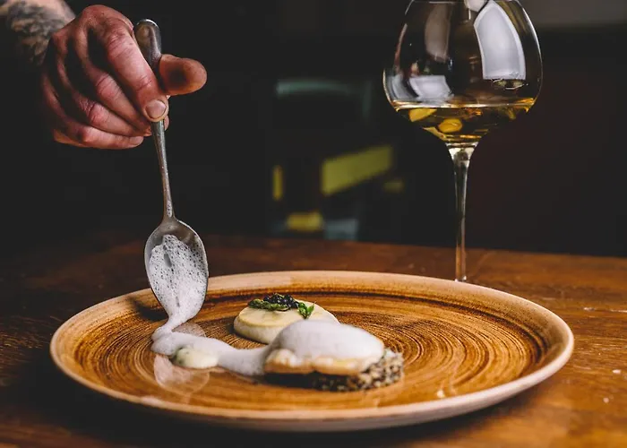 Kabaj Wine & Dine بيت ضيافة 2*