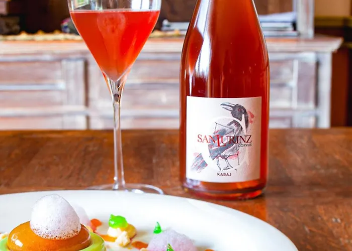 Kabaj Wine & Dine Гостевой дом Доброво