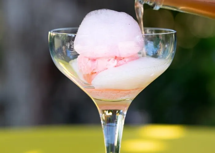 ゲストハウス Kabaj Wine & Dine