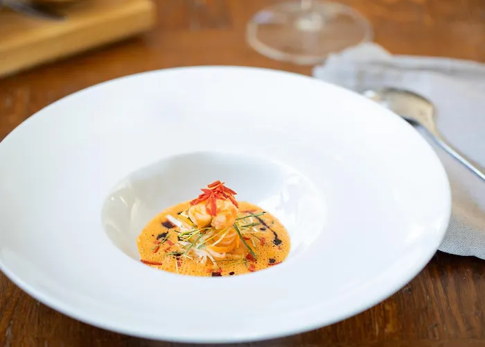 Kabaj Wine & Dine ドブロボ